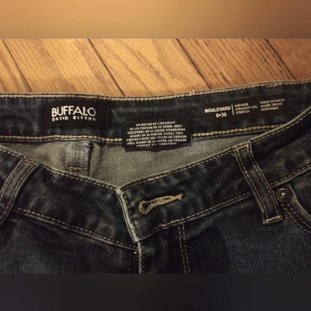 Jeans - Picture 3 of 3